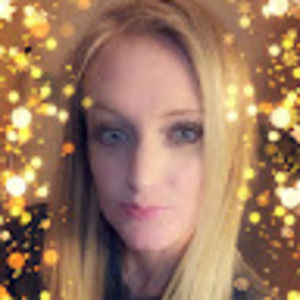 Meet your Posher, Lainie